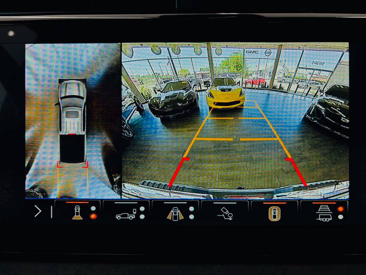 Used 2026 GMC Sierra 1500 AT4 w/ Technology Package AWD/4WD image 56