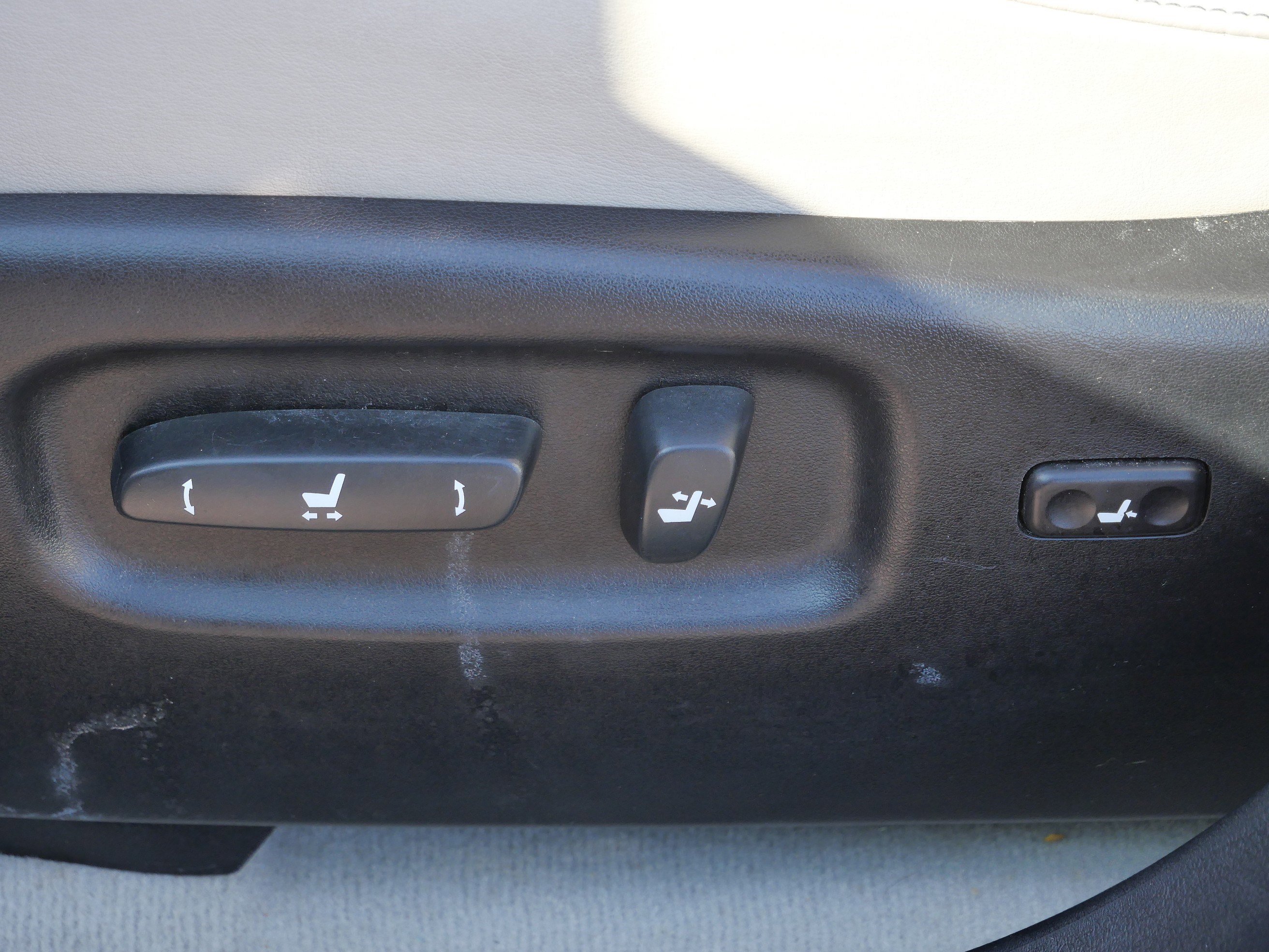 Used 2014 Lexus RX 350 AWD w/ Navigation Package image 20