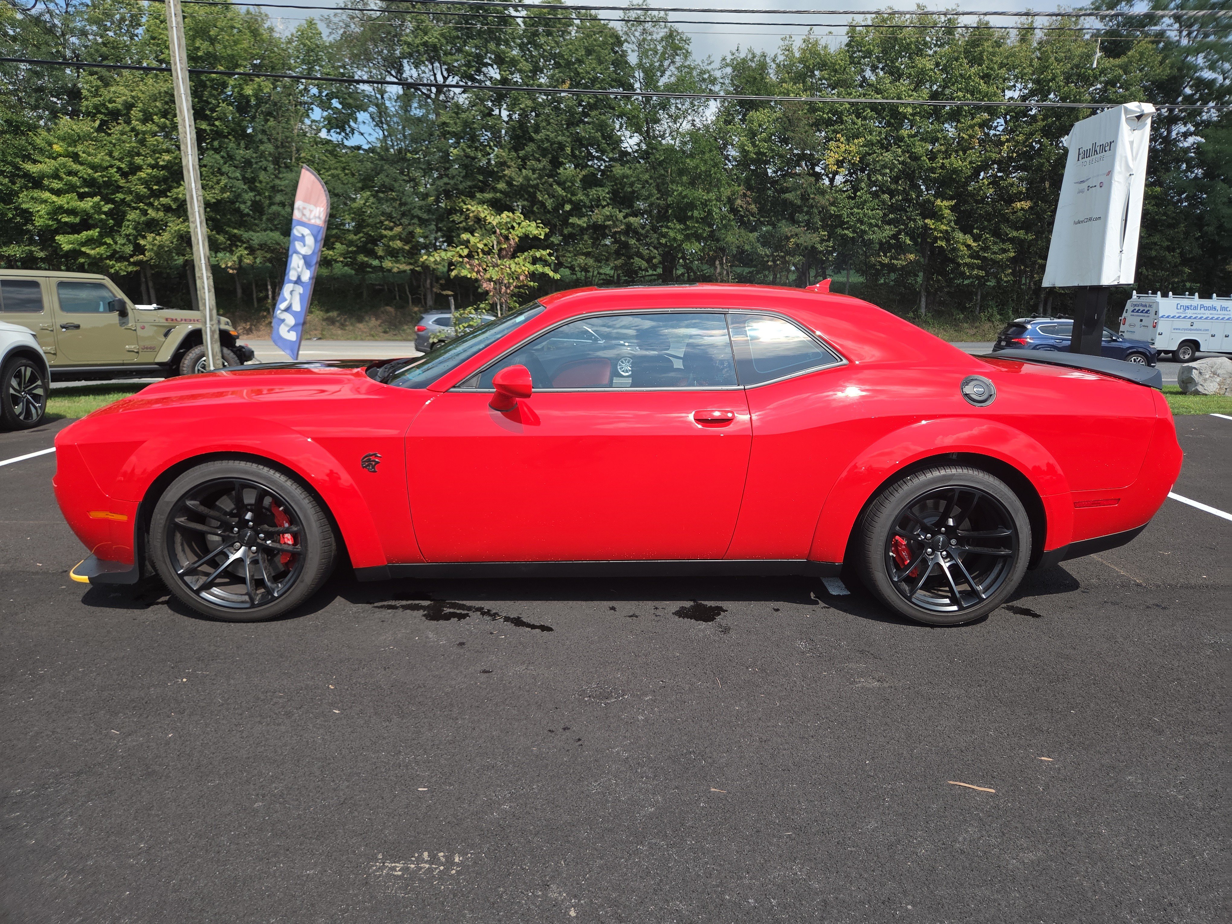 Used 2022 Dodge Challenger SRT Hellcat RWD image 11