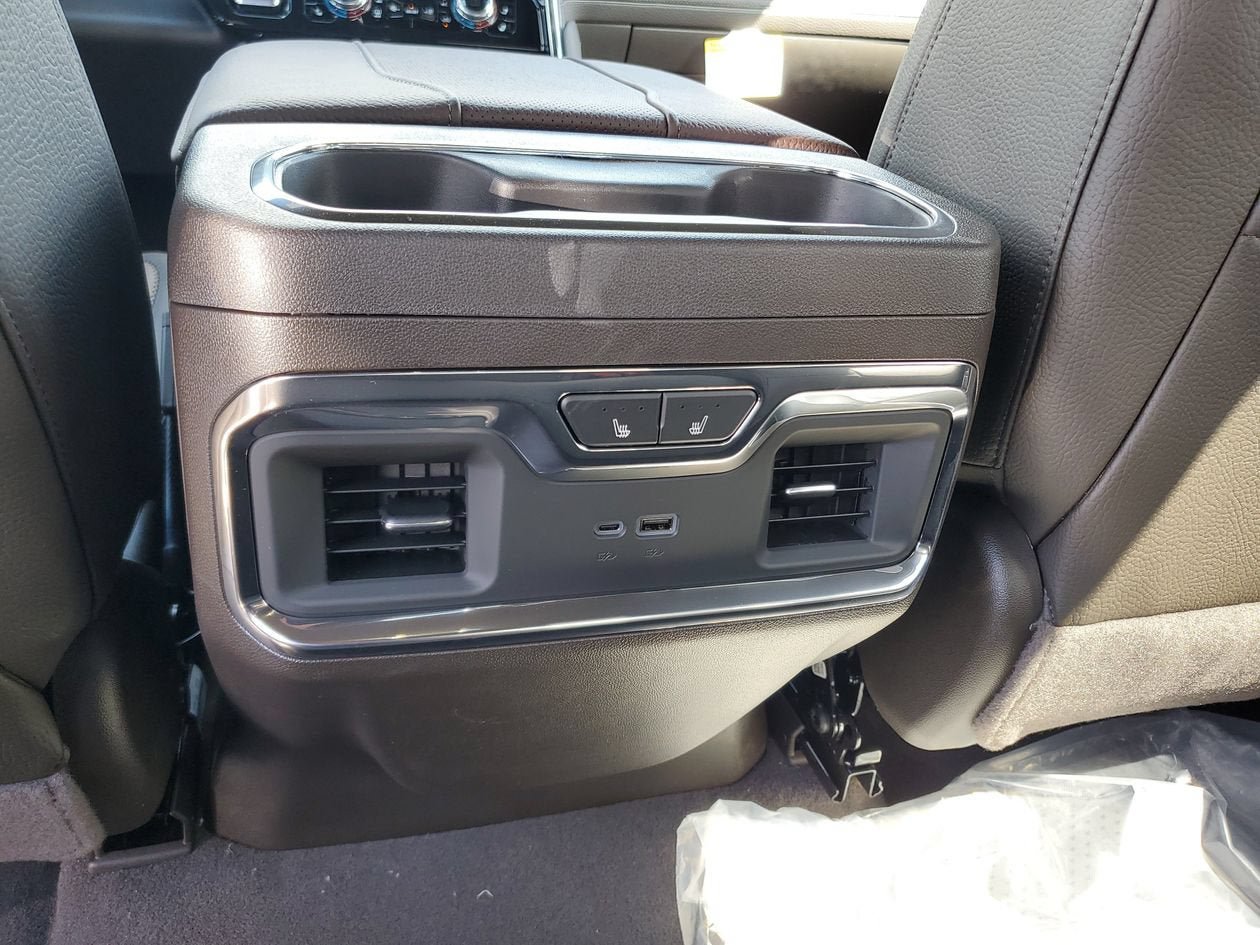 New 2026 GMC Sierra 1500 Denali w/ Technology Package AWD/4WD image 17