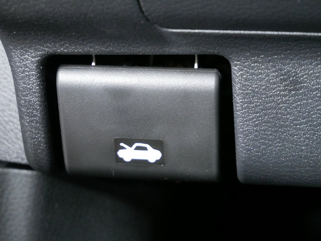 New 2027 Nissan Kicks SV AWD/4WD image 22