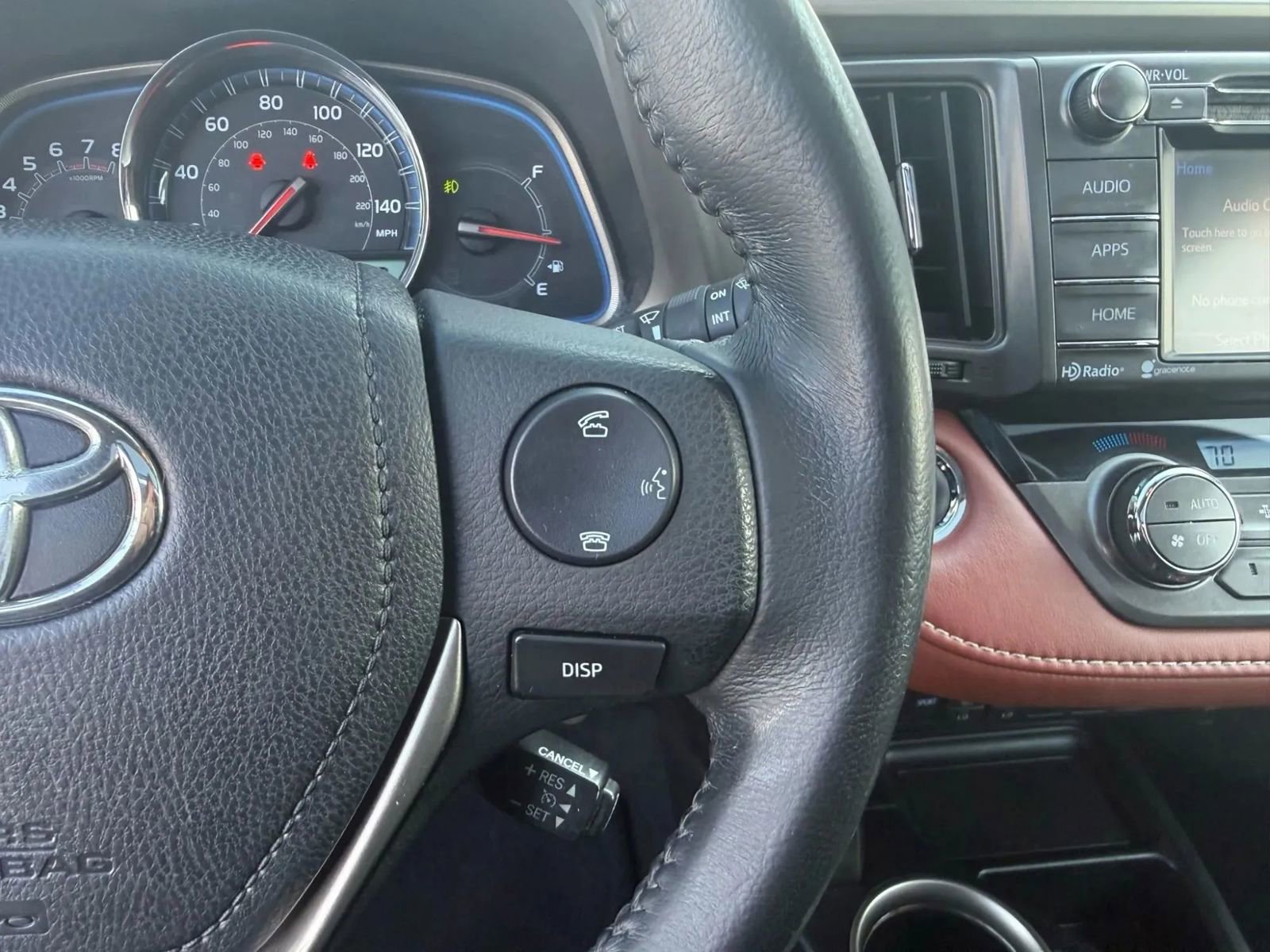 Used 2014 Toyota RAV4 Limited image 19