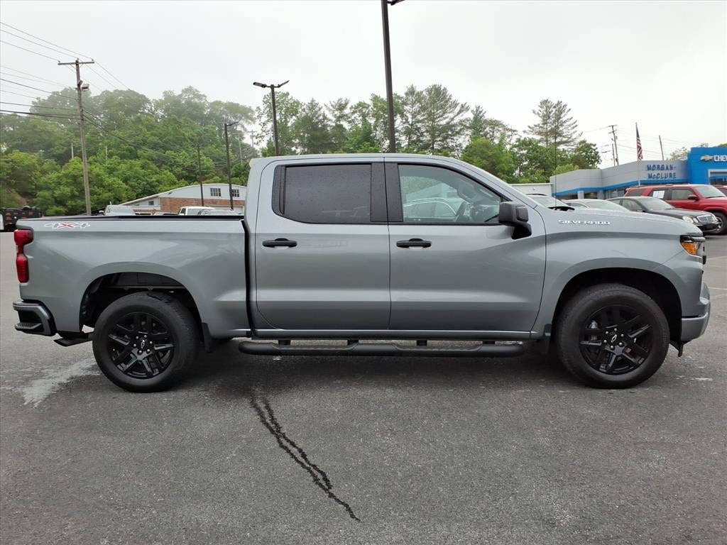 Used 2024 Chevrolet Silverado 1500 Custom AWD/4WD image 8