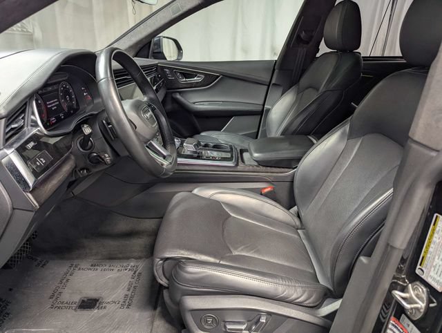 Used 2022 Audi Q8 Prestige w/ Prestige Package AWD/4WD image 10