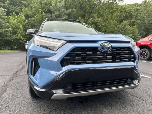 Used 2023 Toyota RAV4 XSE AWD/4WD image 11