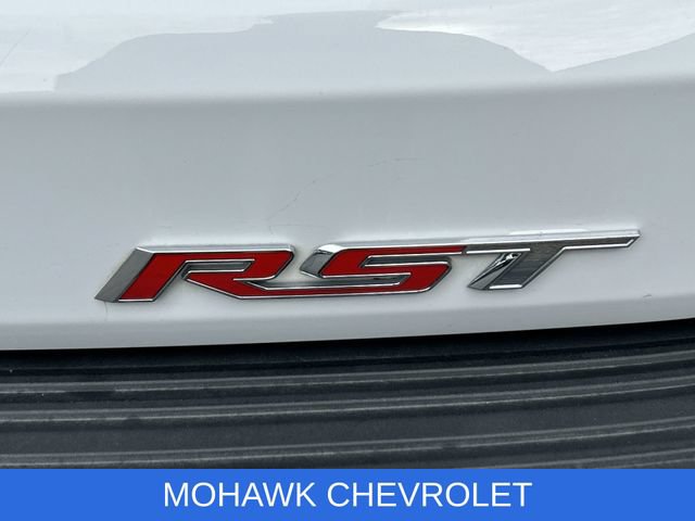 Used 2022 Chevrolet Suburban RST w/ Luxury Package AWD/4WD image 33