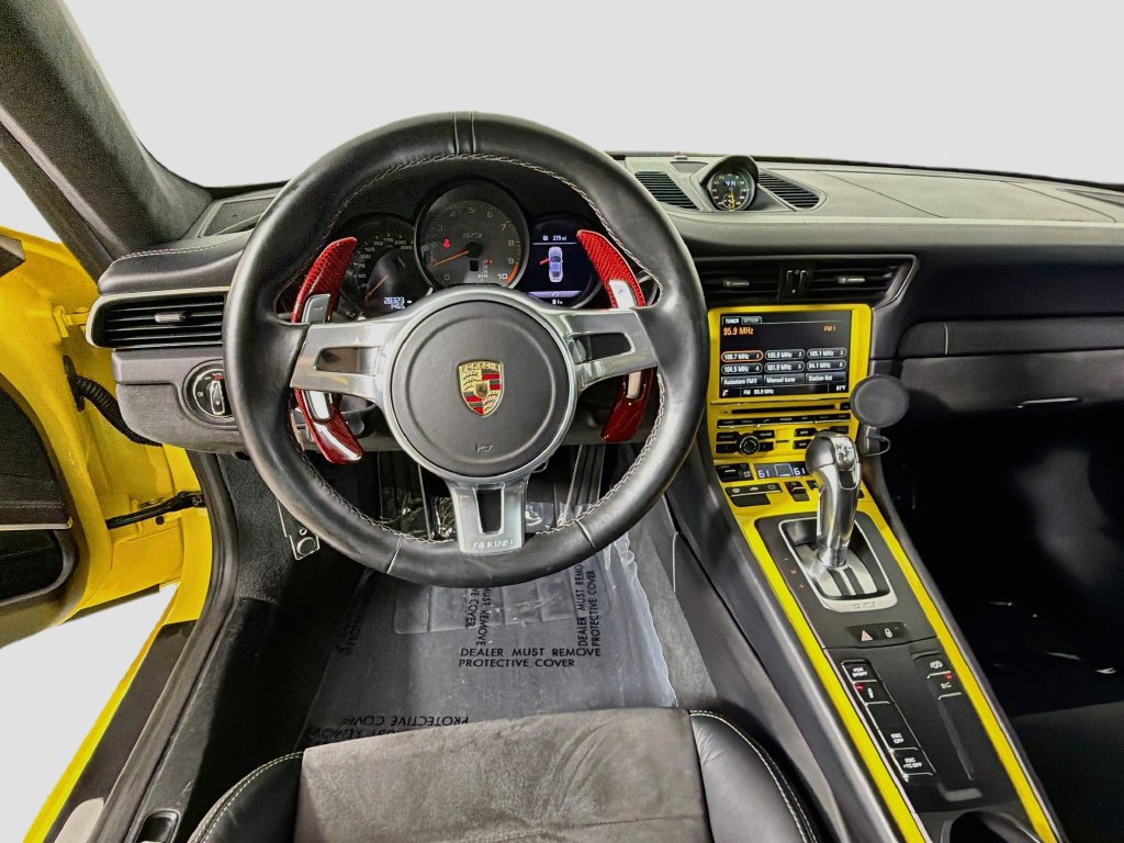 Used 2015 Porsche 911 GT3 RWD image 11