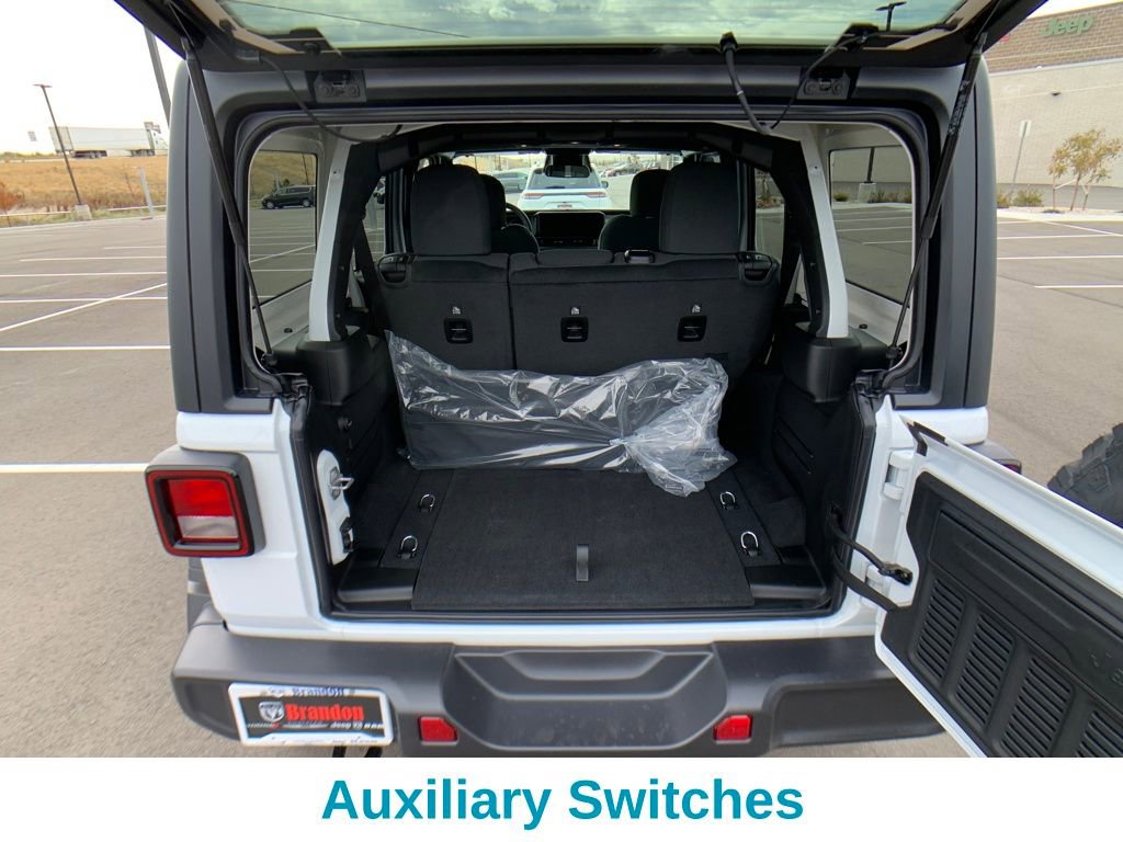 New 2026 Jeep Wrangler Willys AWD/4WD image 24