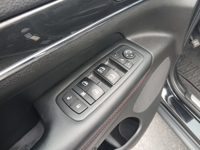 Used 2018 Jeep Grand Cherokee Trailhawk w/ Trailhawk Luxury Group AWD/4WD image 31