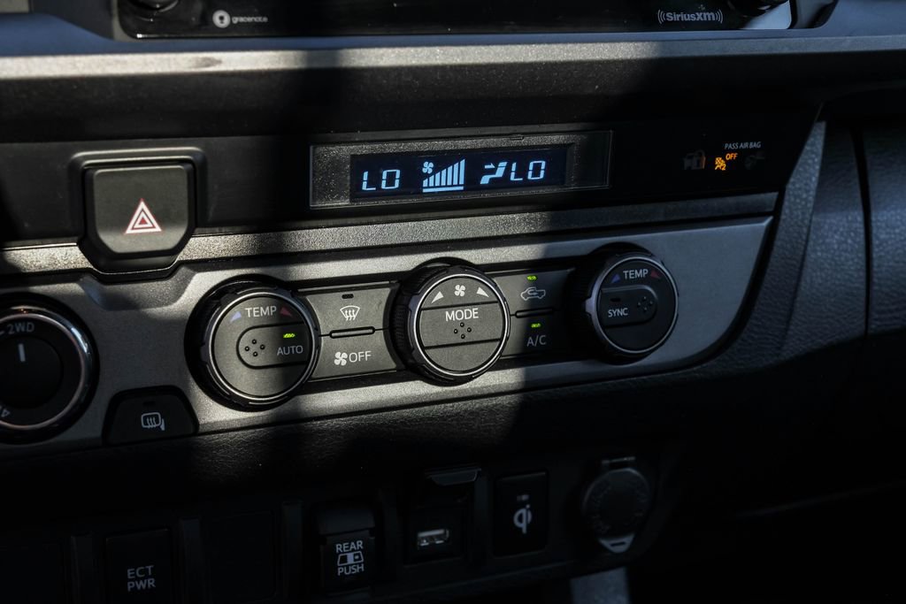 Used 2023 Toyota Tacoma TRD Off-Road image 25