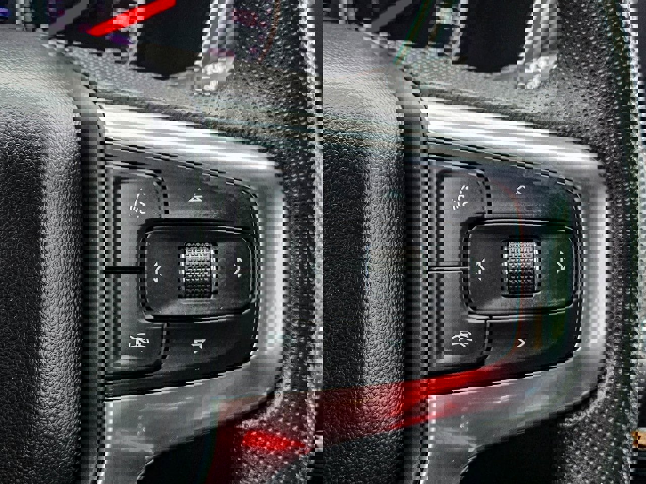 Used 2021 Chevrolet Blazer LT image 22