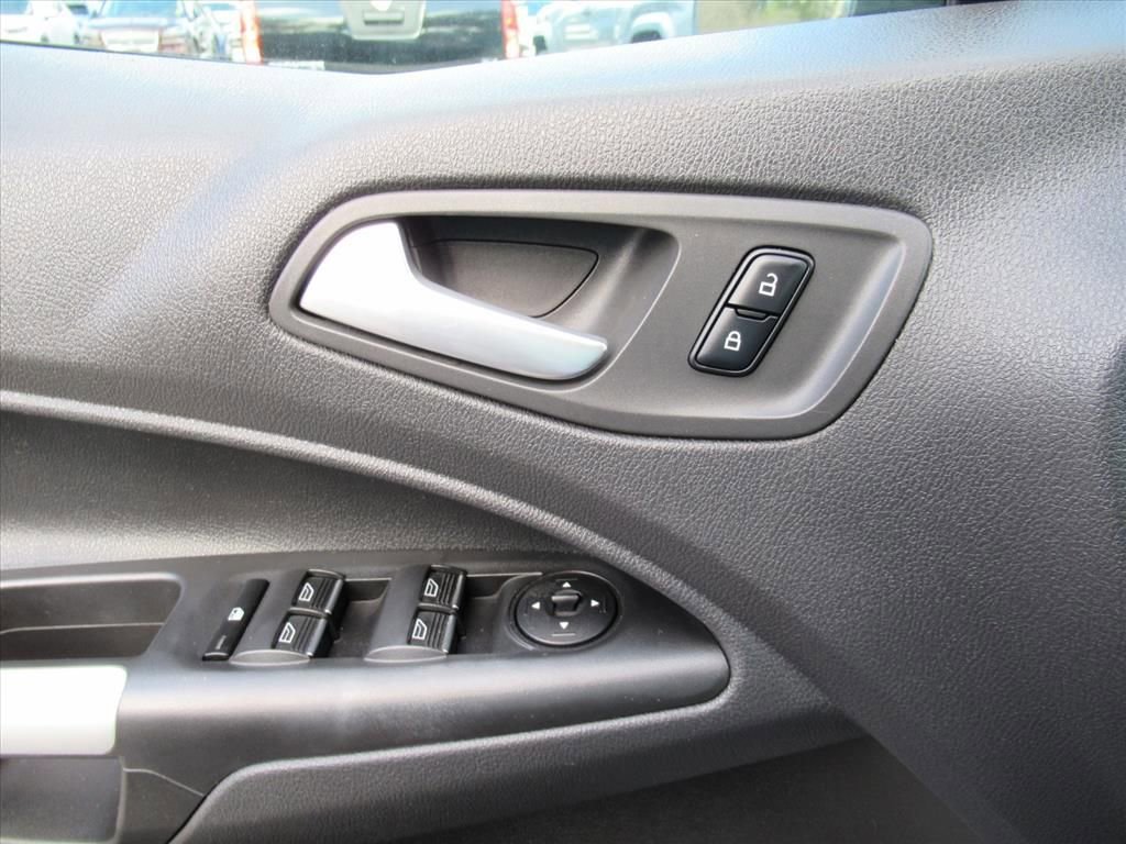 Used 2016 Ford Transit Connect XLT image 21