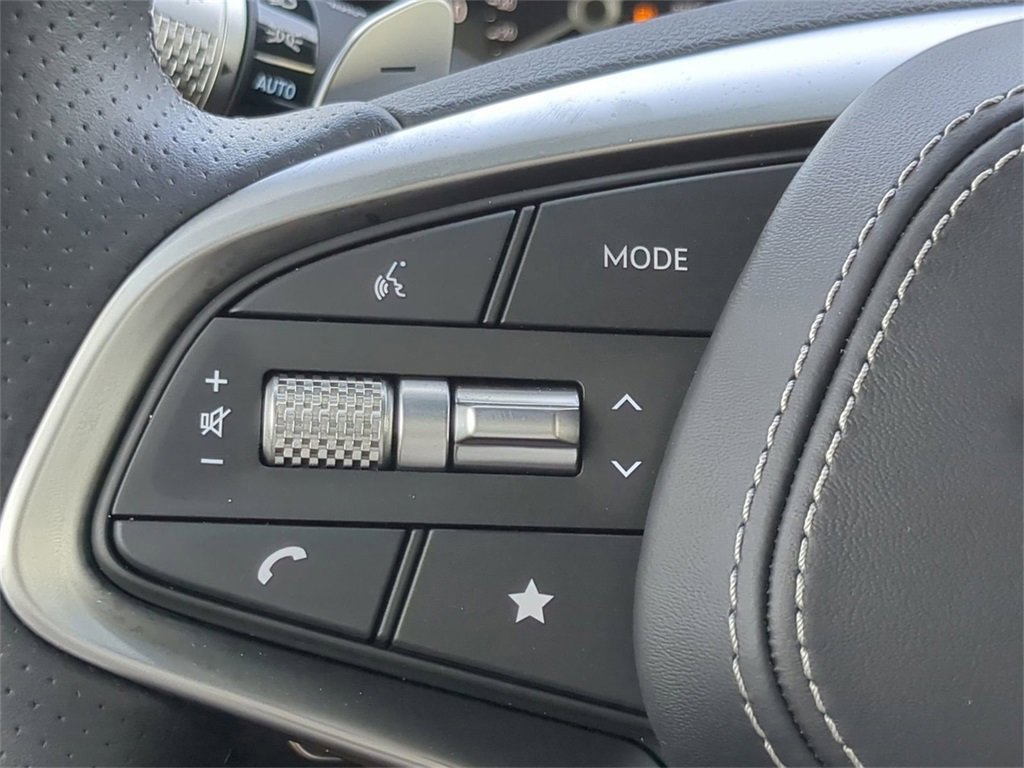 Used 2025 Genesis GV70 3.5T Sport w/ Sport Advanced Package image 35