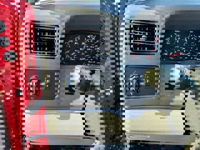 Used 2000 Ford F250 XL image 23