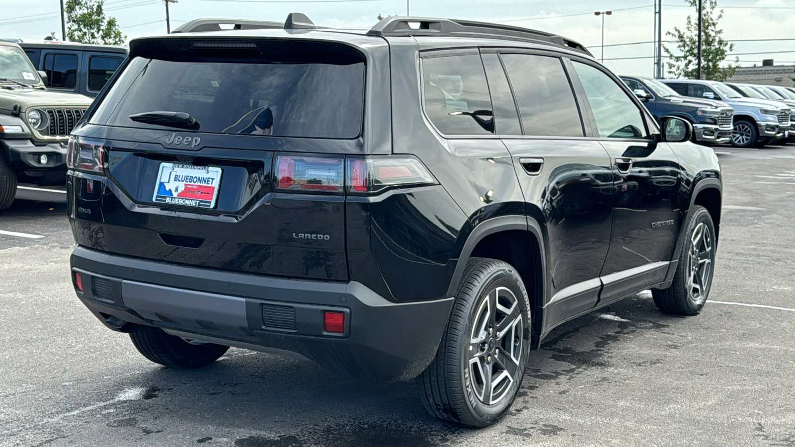 New 2026 Jeep Cherokee Laredo AWD/4WD image 5