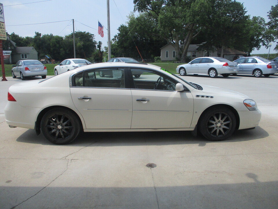 Used 2007 Buick Lucerne CXS w/ Driver Confidence Package FWD image 2
