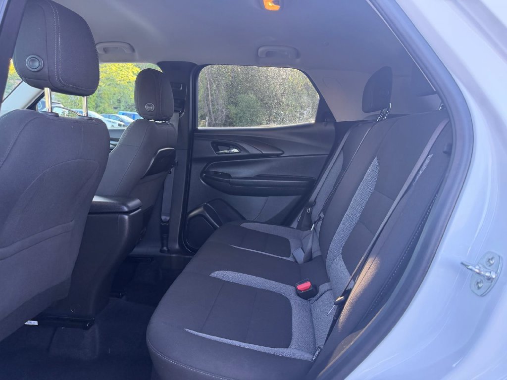 Used 2025 Chevrolet TrailBlazer LT AWD/4WD image 22