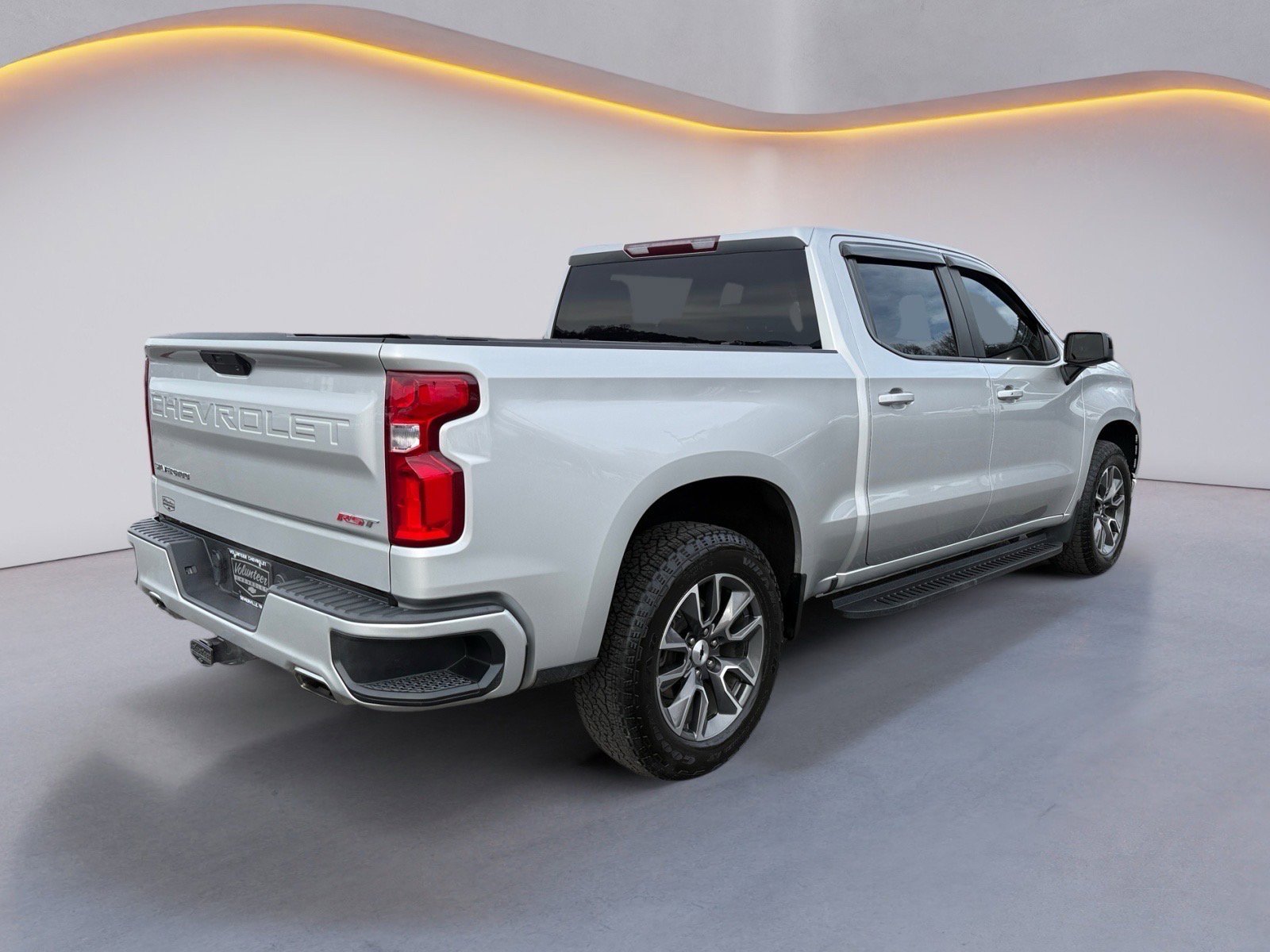 Used 2021 Chevrolet Silverado 1500 RST image 3