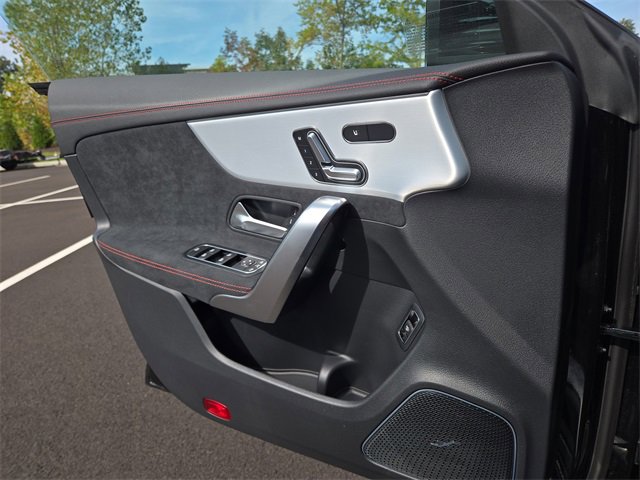 New 2025 Mercedes-Benz CLA 35 AMG 4MATIC image 21
