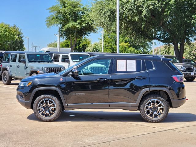 Certified 2024 Jeep Compass Trailhawk AWD/4WD image 4