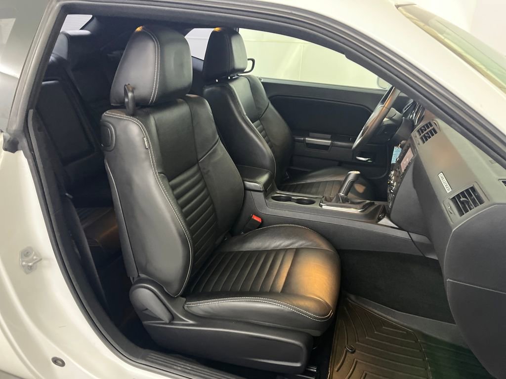 Used 2013 Dodge Challenger R/T Plus image 21