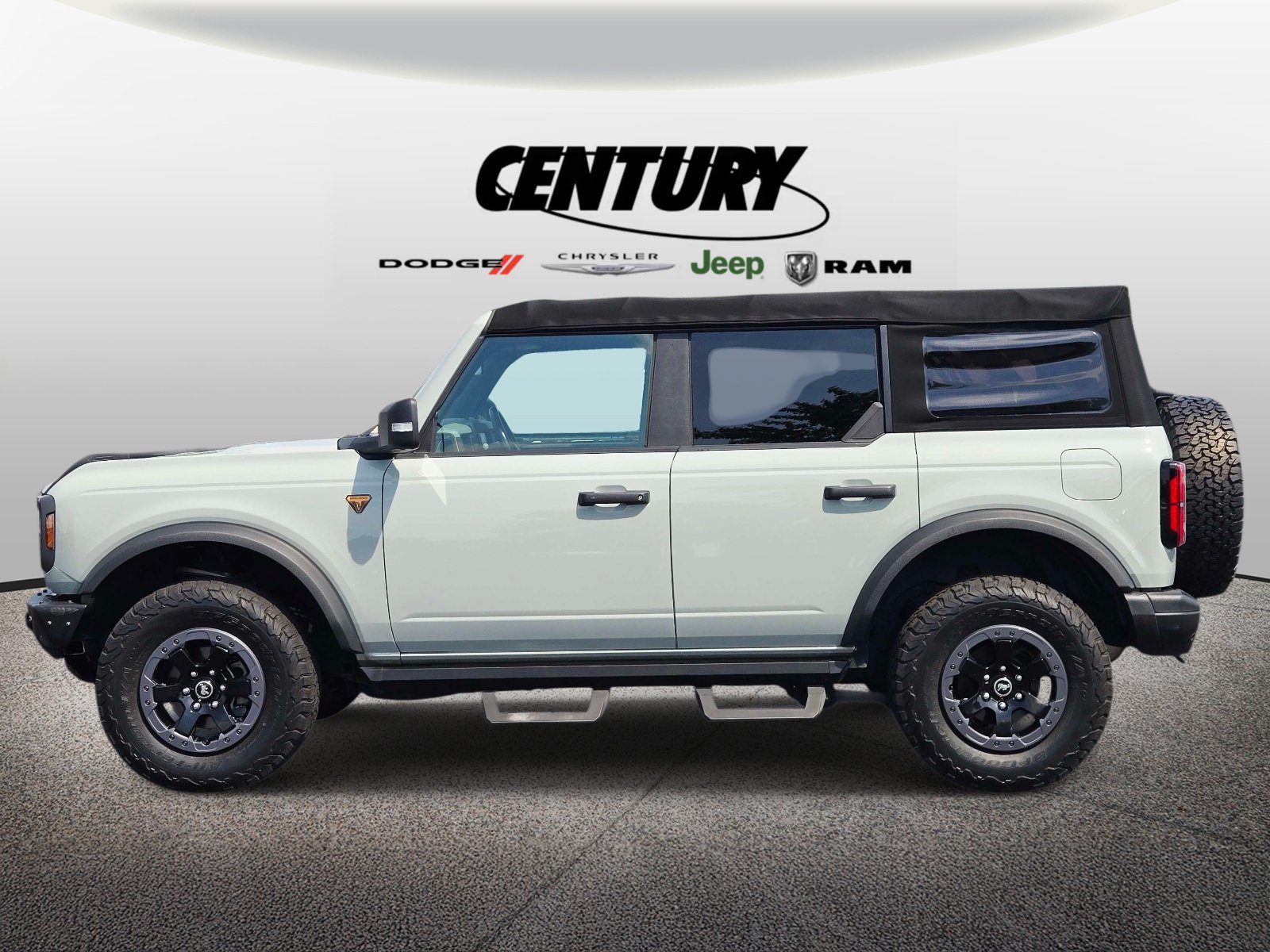 Used 2021 Ford Bronco Badlands AWD/4WD image 7