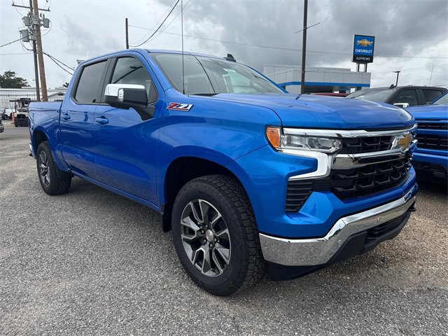 New 2025 Chevrolet Silverado 1500 LT