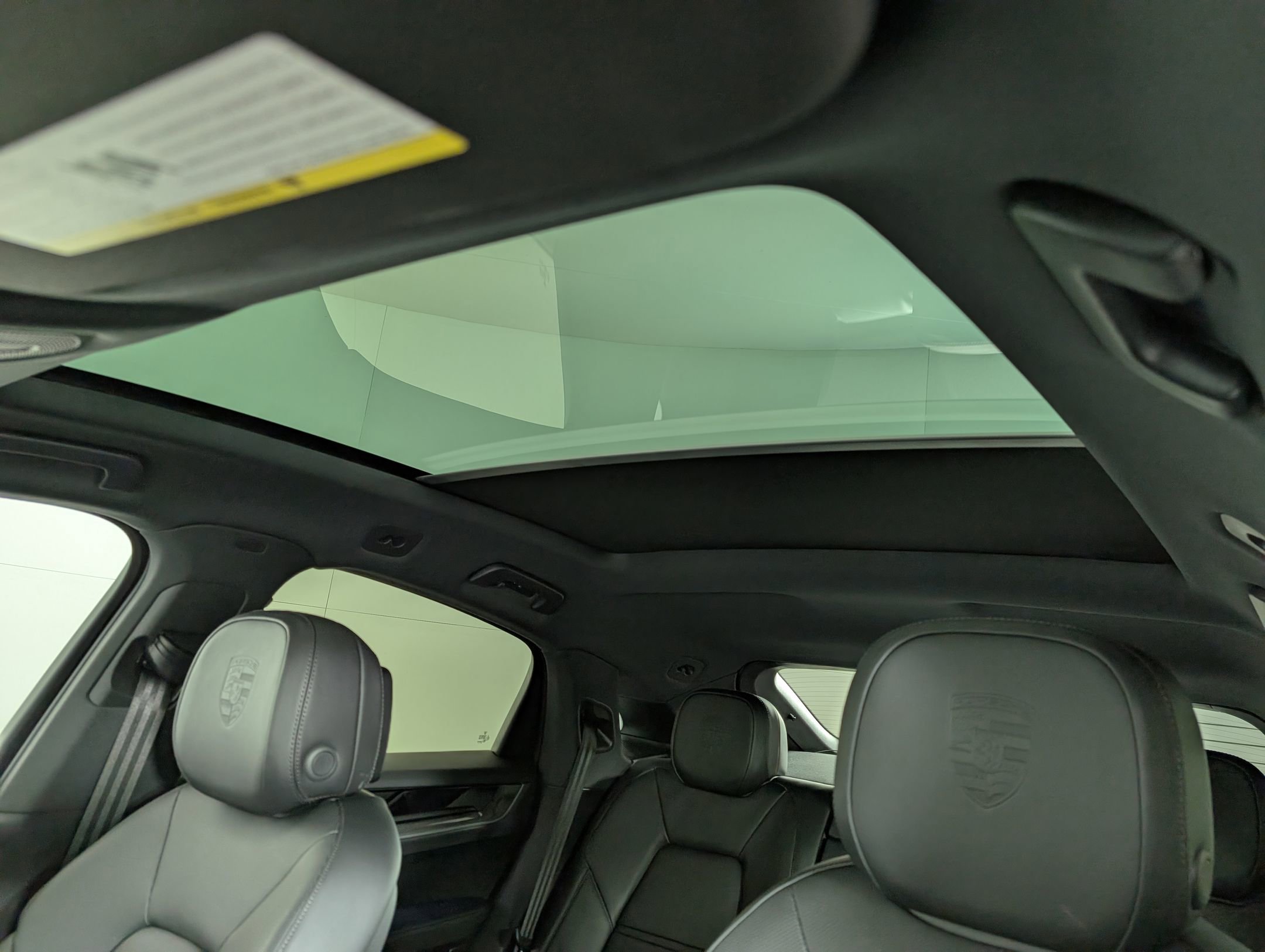 New 2026 Porsche Cayenne Coupe image 19