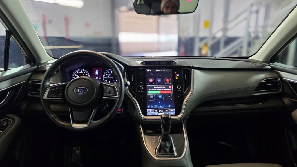 Used 2023 Subaru Outback Limited image 13