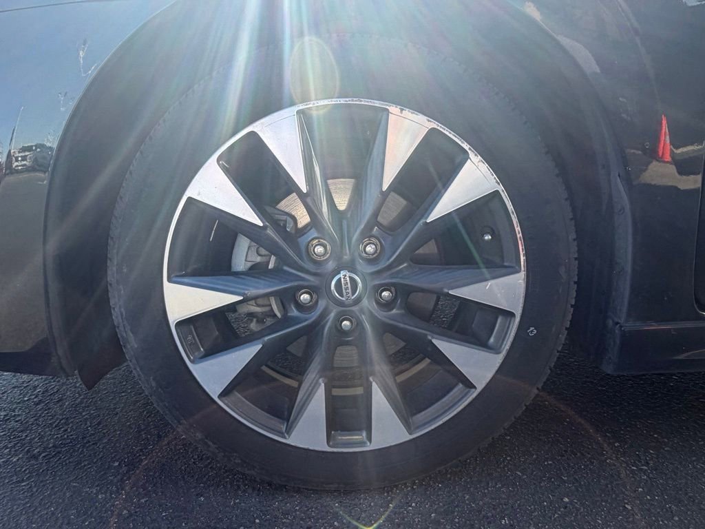 Used 2019 Nissan Sentra SR image 8