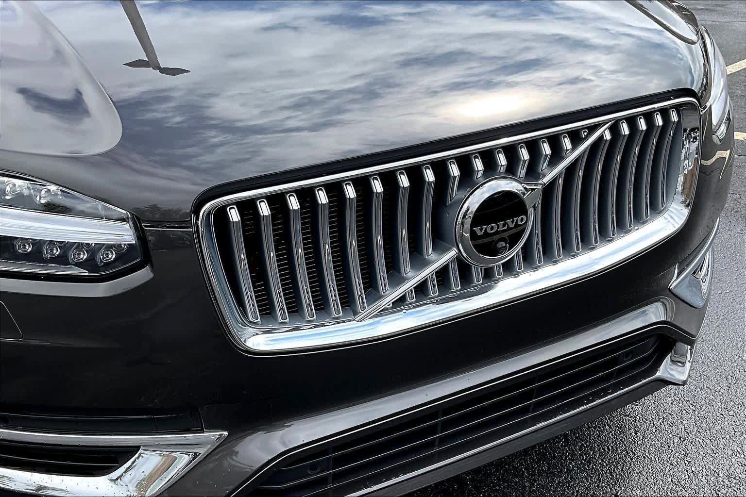 Certified 2023 Volvo XC90 B6 Plus w/ Protection Package Premier AWD/4WD image 30