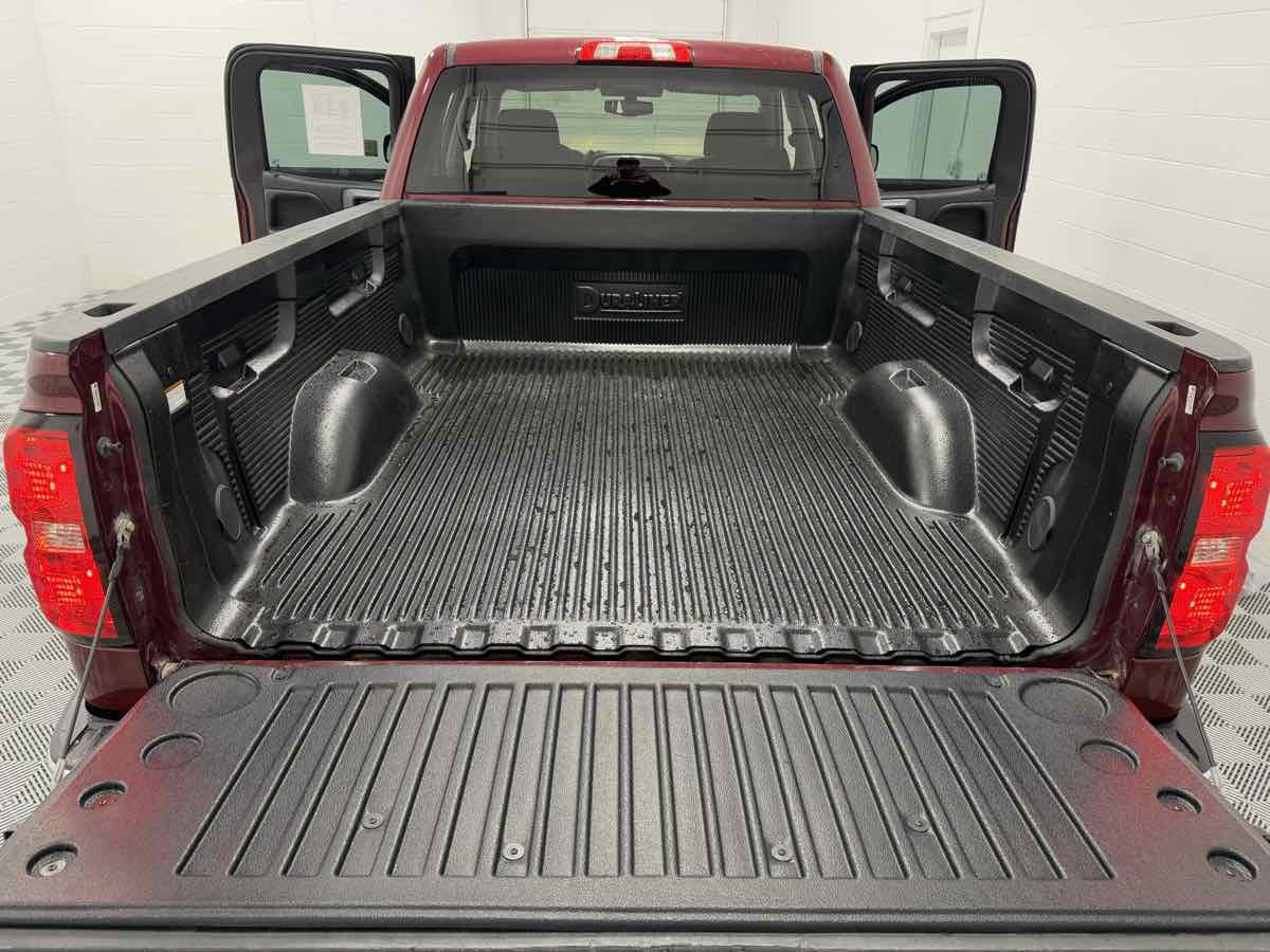 Used 2015 Chevrolet Silverado 1500 LT image 24