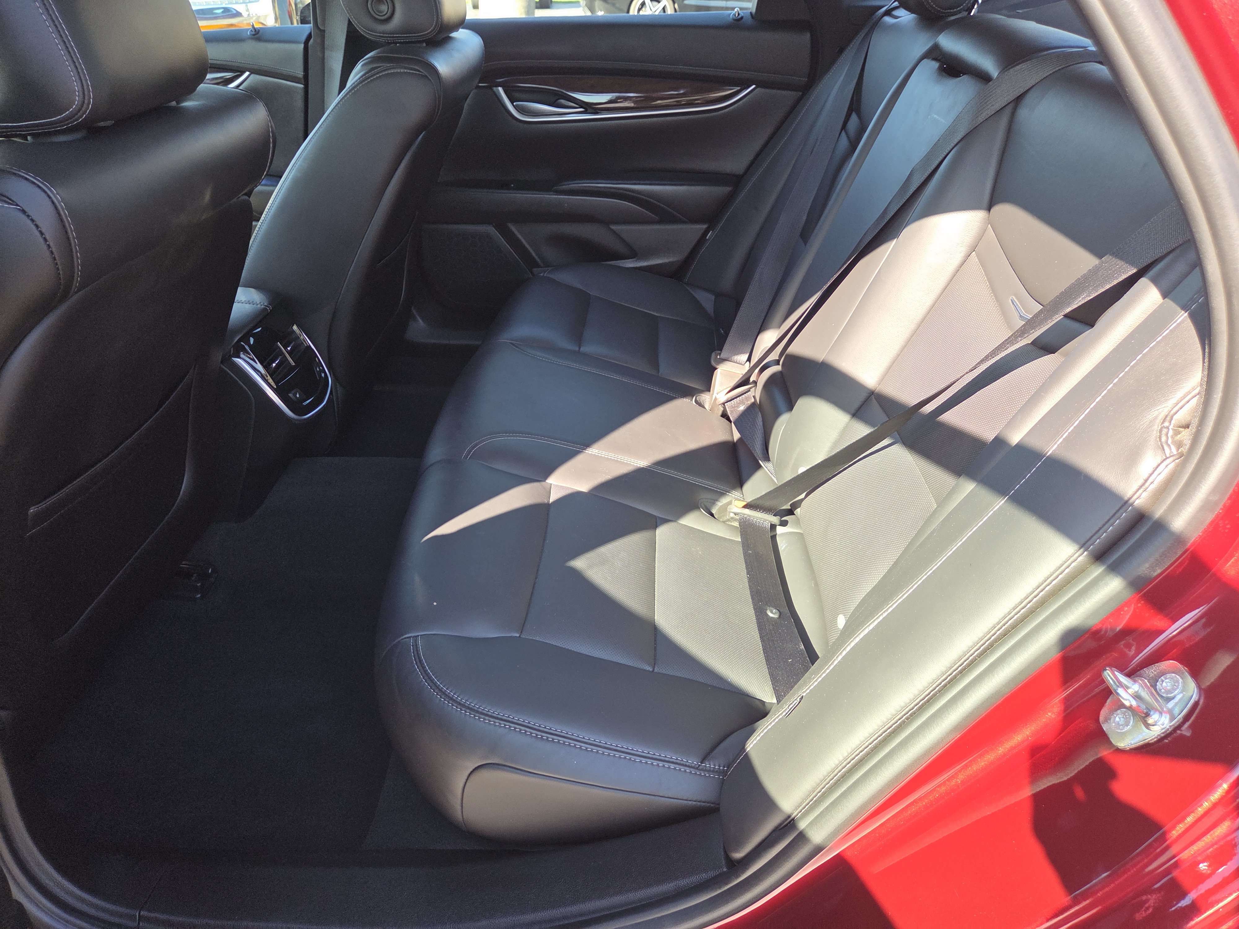 Used 2016 Cadillac XTS Luxury w/ Driver Awareness Package FWD image 12