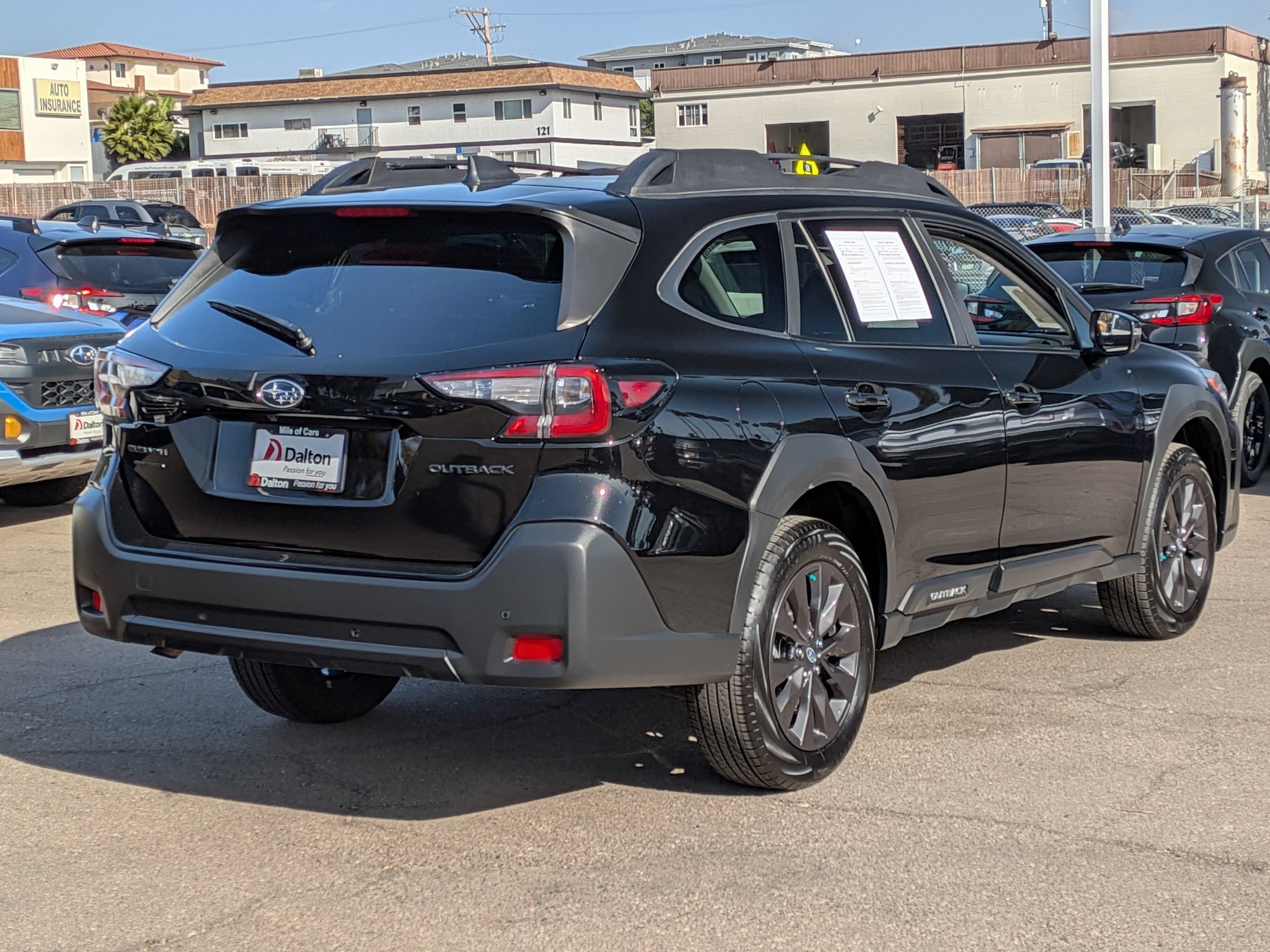 Used 2025 Subaru Outback Onyx Edition AWD/4WD image 4