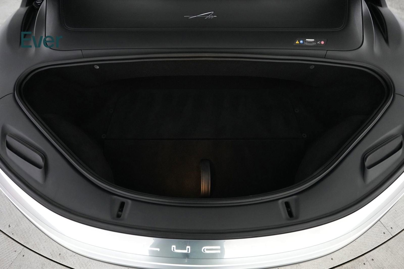 Used 2023 Lucid Air Touring image 27