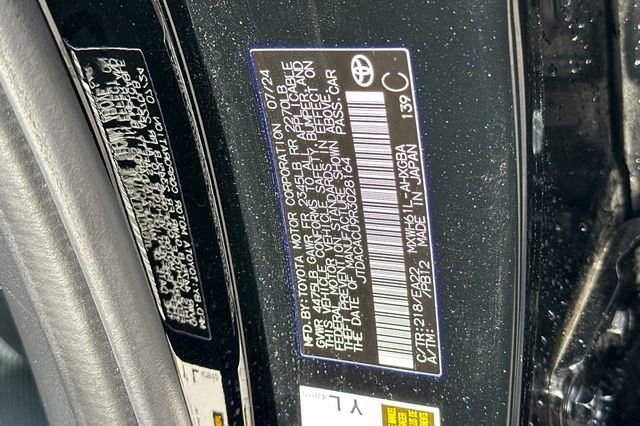 Used 2024 Toyota Prius Prime SE image 31