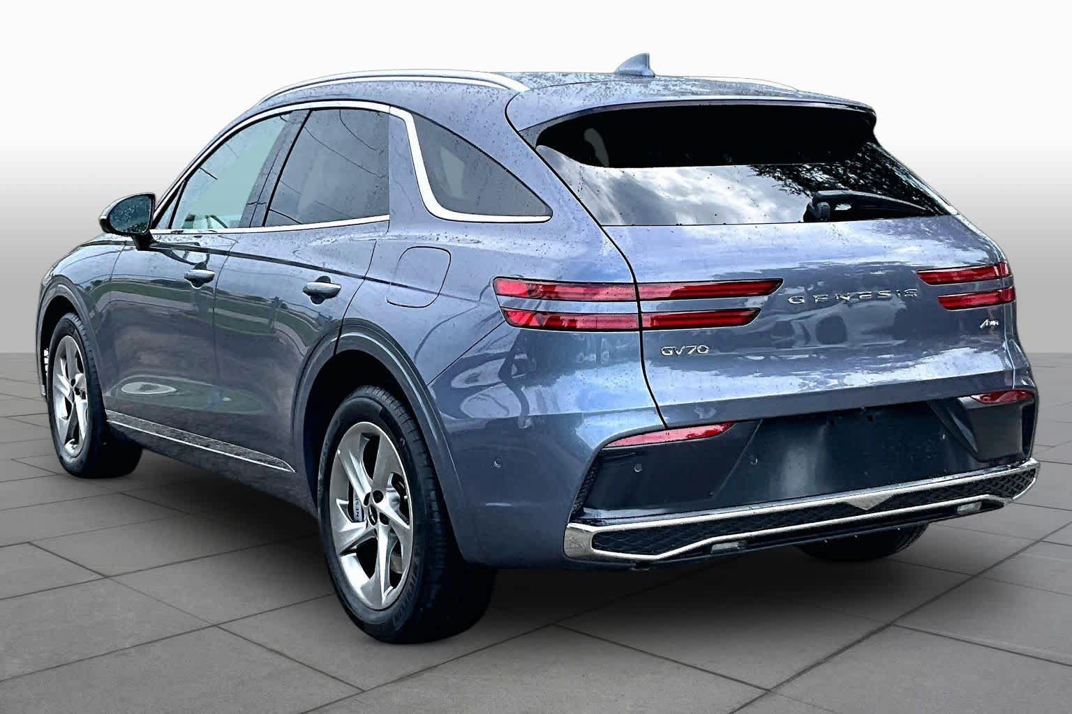 Used 2026 Genesis GV70 2.5T Advanced AWD/4WD image 12