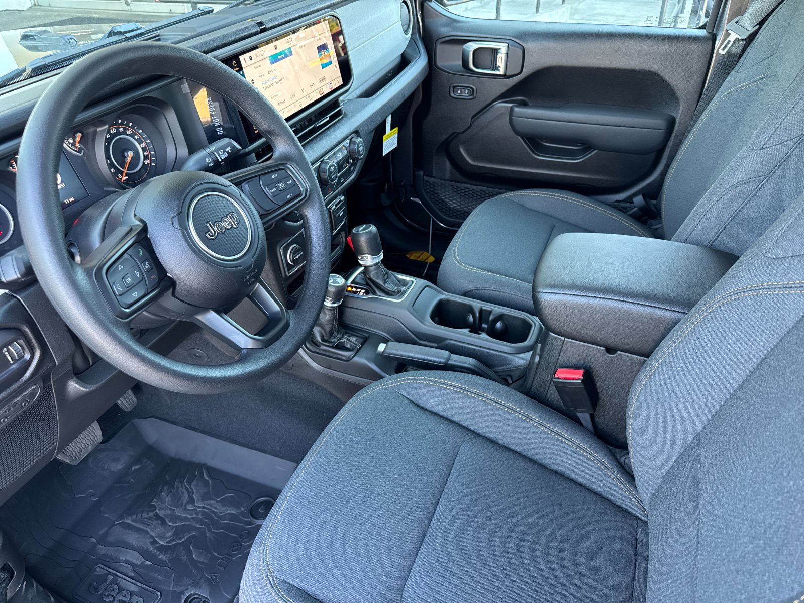 New 2026 Jeep Gladiator Sport AWD/4WD image 10