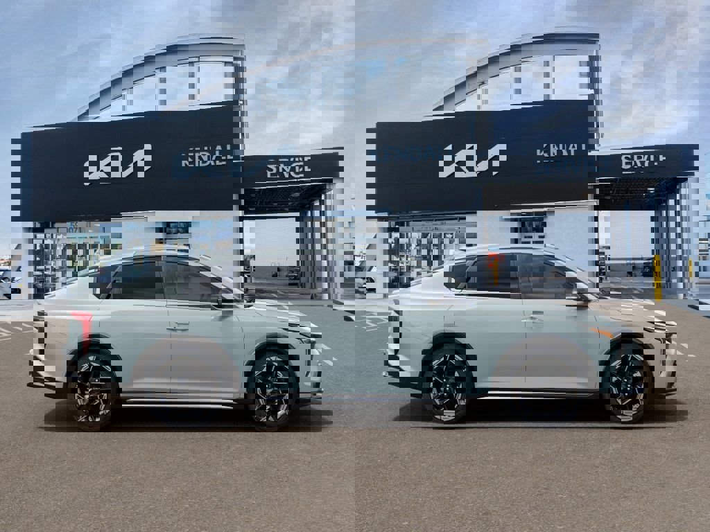 New 2026 Kia K4 GT-Line image 7