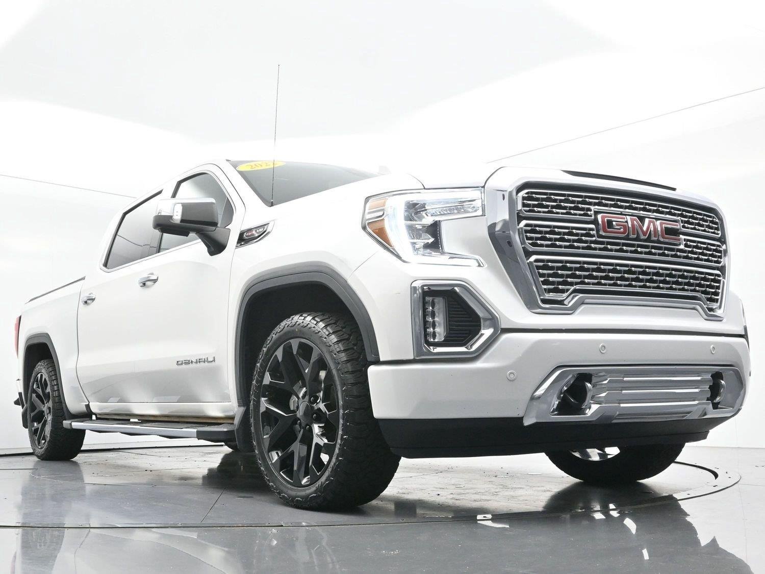 Used 2022 GMC Sierra 1500 Denali w/ Driver Alert Package II AWD/4WD image 49