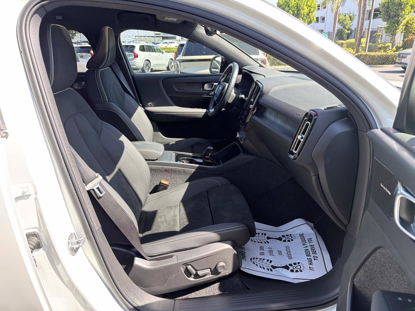 Certified 2023 Volvo C40 P8 Recharge Ultimate AWD/4WD image 26