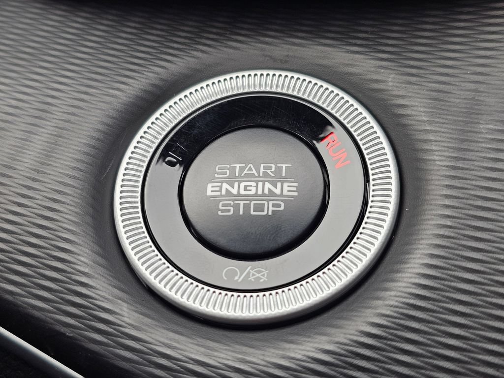 New 2025 Jeep Grand Cherokee Laredo X w/ Luxury Tech Group I AWD/4WD image 21