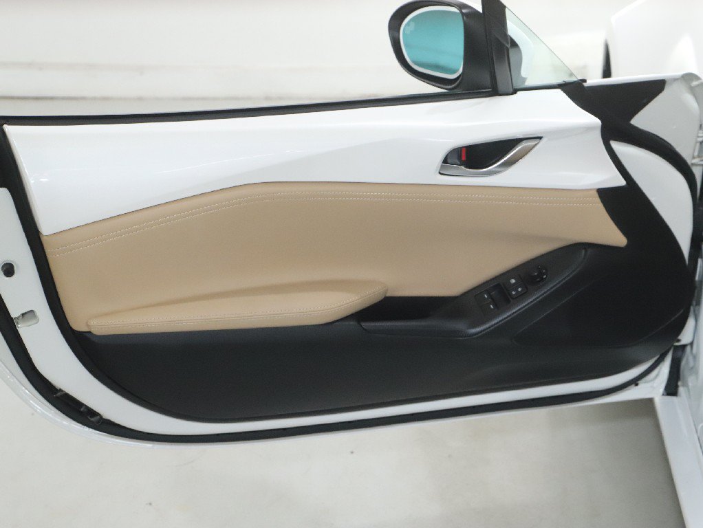 Certified 2024 MAZDA MX-5 Miata Grand Touring RWD image 16