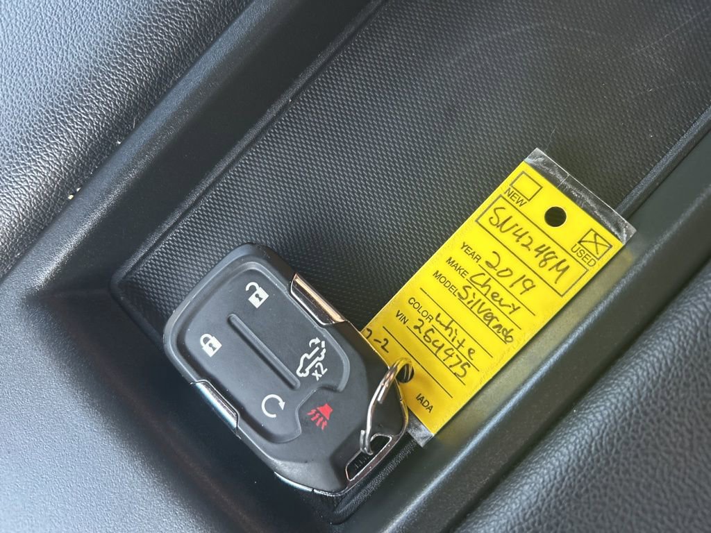 Used 2019 Chevrolet Silverado 1500 LT w/ All-Star Edition image 28