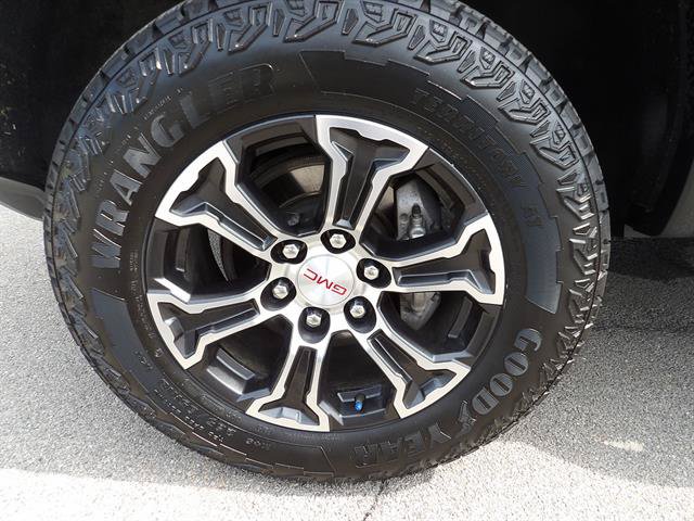 Certified 2024 GMC Canyon AT4 w/ Canyon Safety Plus Package AWD/4WD image 14
