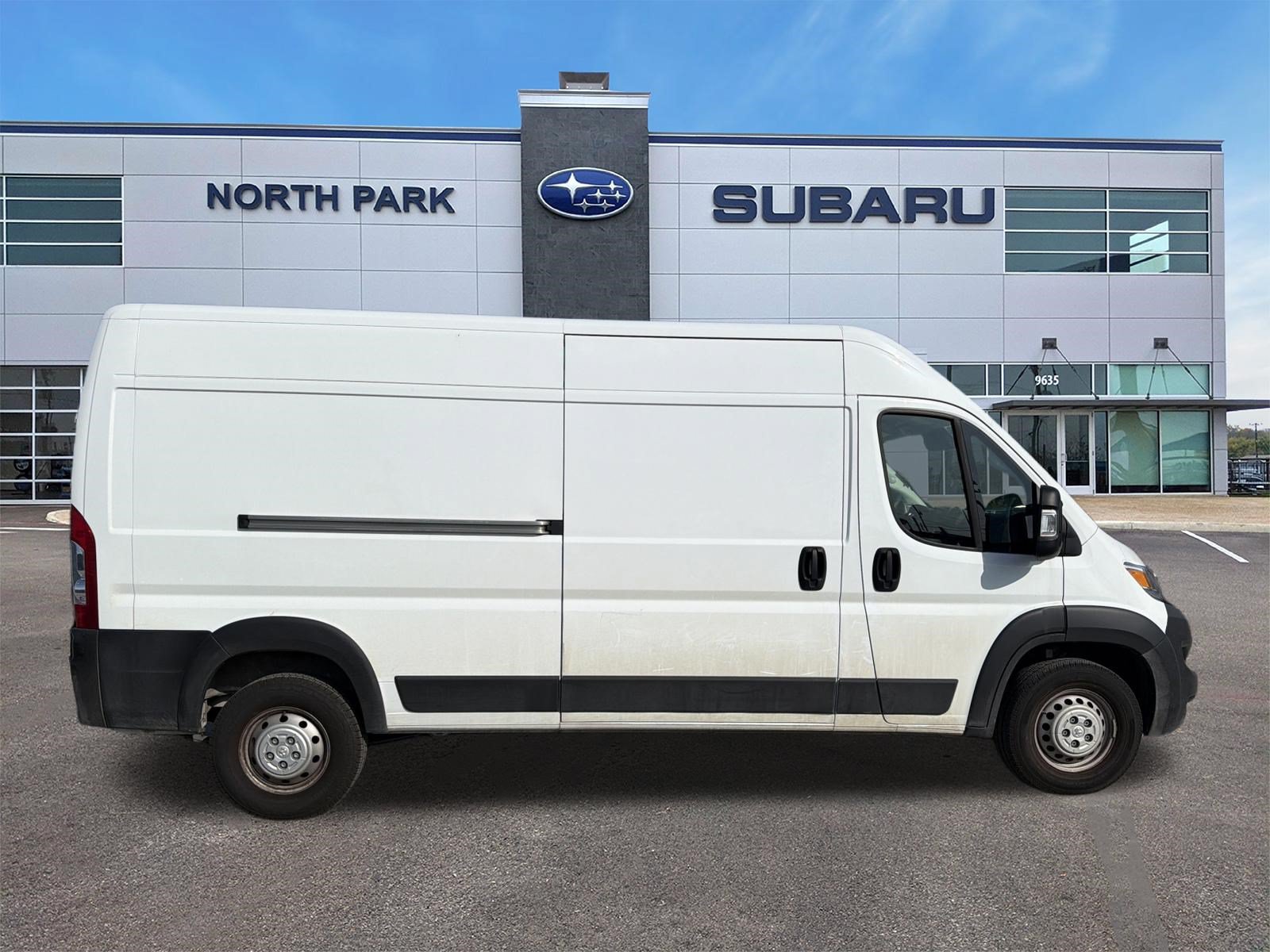Used 2026 RAM ProMaster 2500 w/ Convenience Group FWD image 2