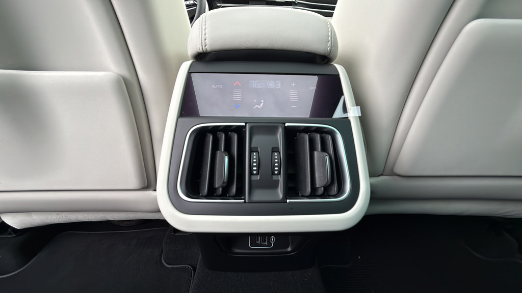 New 2026 Maserati Grecale Modena AWD/4WD image 25