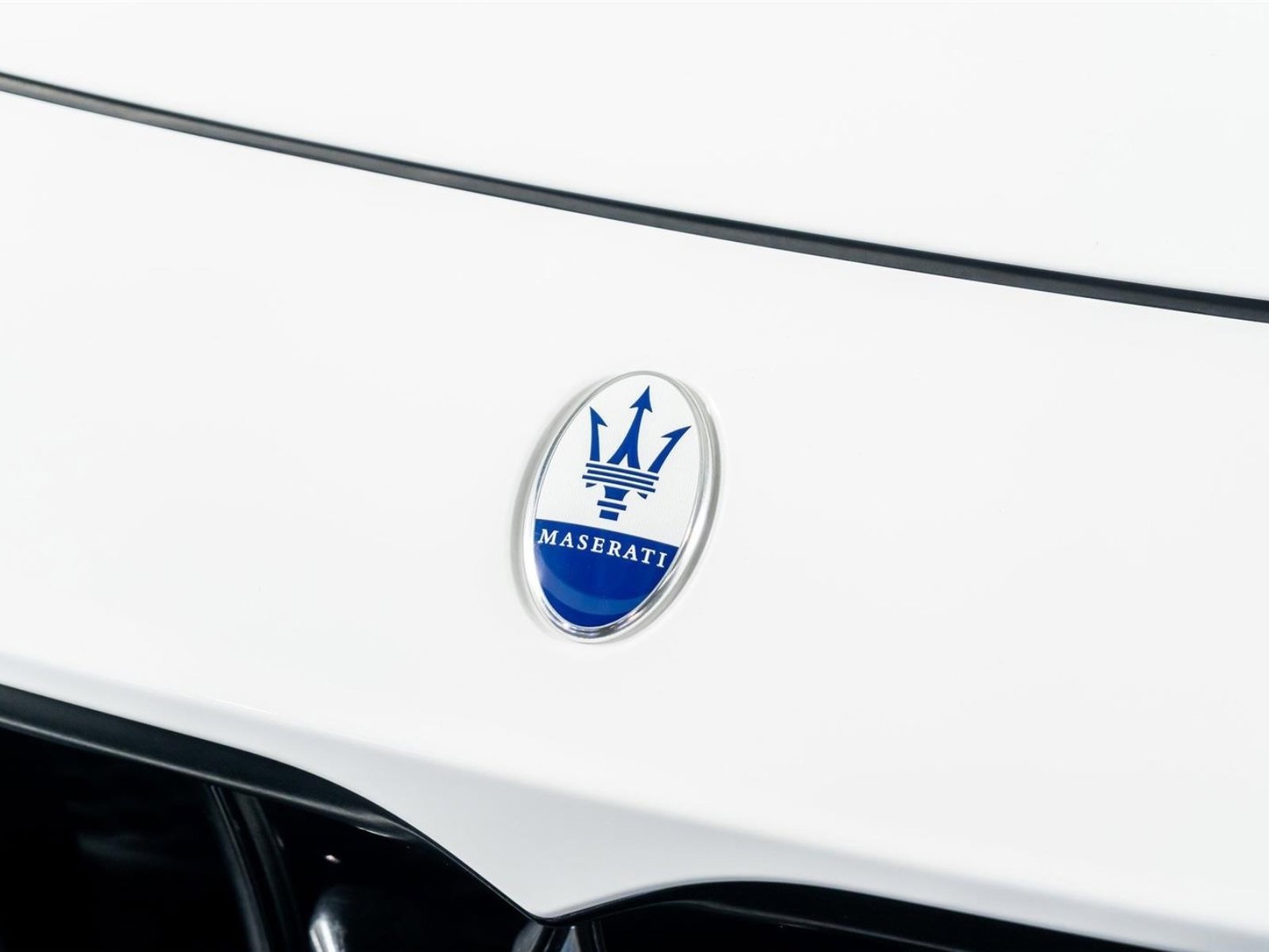 Used 2024 Maserati Grecale Modena AWD/4WD image 23