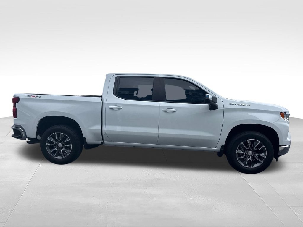 Used 2023 Chevrolet Silverado 1500 LT AWD/4WD image 7