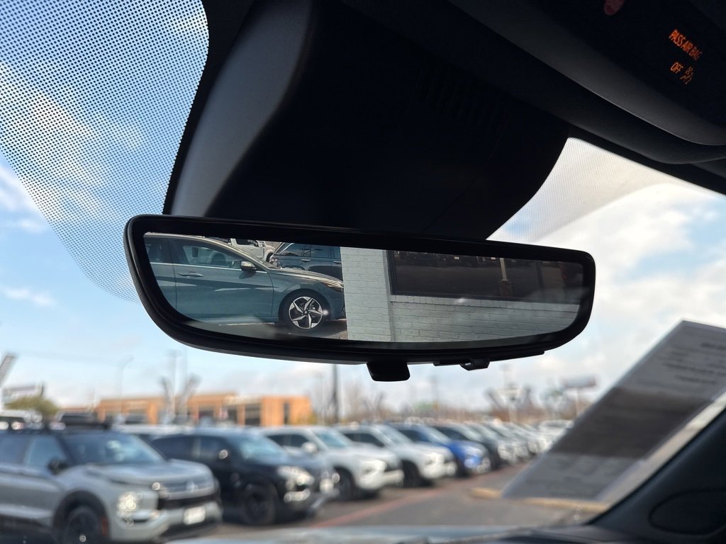 Used 2025 GMC Yukon AT4 Ultimate image 36